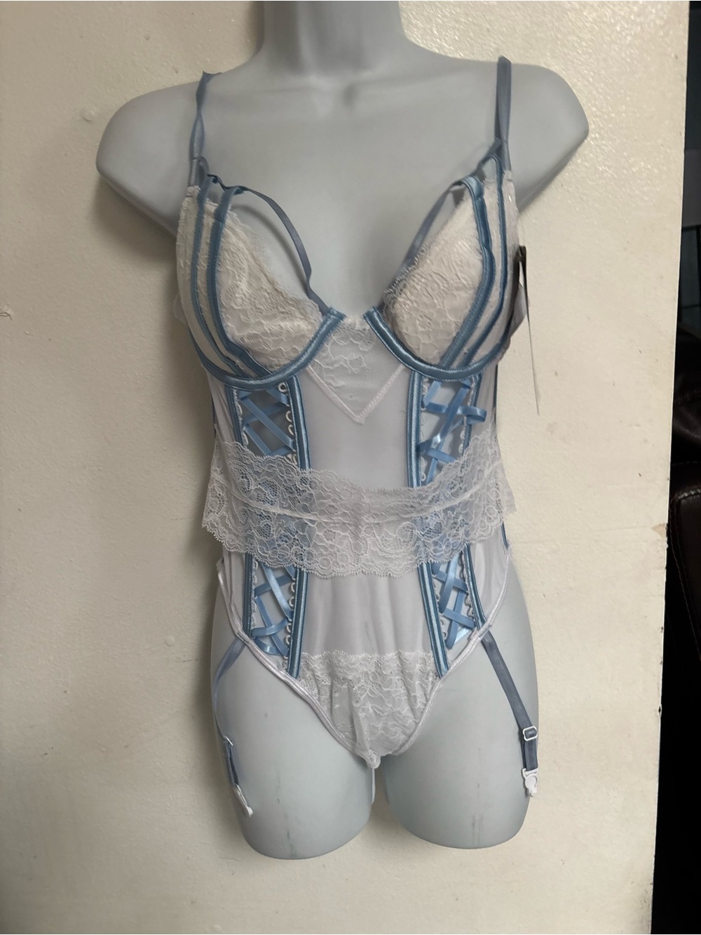 Shirley of Hollywood STUNNING TEDDY WITH FULLY PADDED LACE CUP Large new